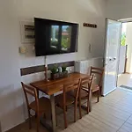 Irene's Maisonette At Rafaella Апартаменты