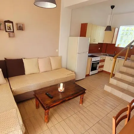 Daire Irene's Maisonette At Rafaella