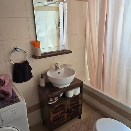 Irene's Maisonette At Rafaella *