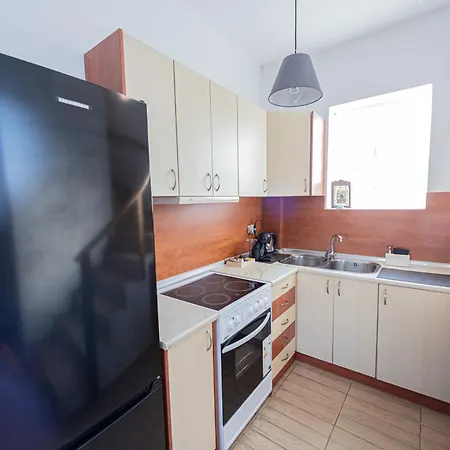 Irene's Maisonette At Rafaella Kokkónion