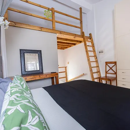 Irene's Maisonette At Rafaella Kokkónion