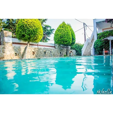 Irene's Maisonette At Rafaella Kokkónion