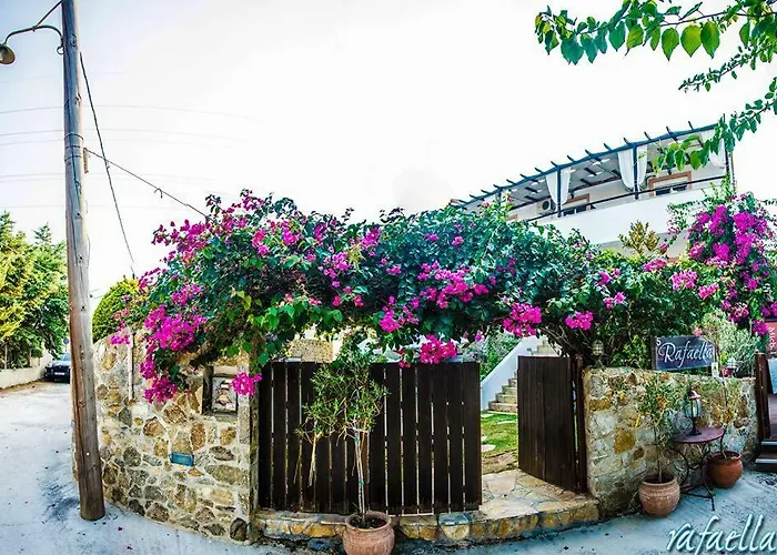 Irene's Maisonette At Rafaella Apartment Kokkonion